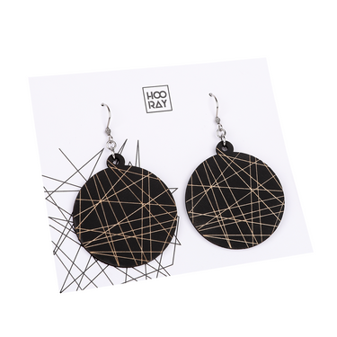 Mediniai auskarai HOORAY Juodos linijos 