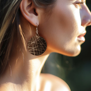 Mediniai auskarai HOORAY Juodos linijos 