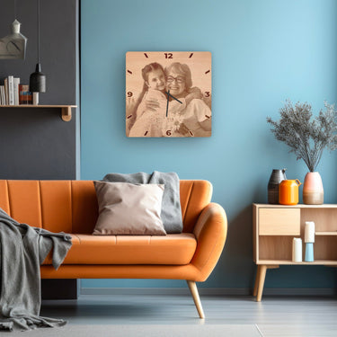 Medinės sieninės laikrodžiai - nuosava nuotrauka, kvadratiniai 50 cm 